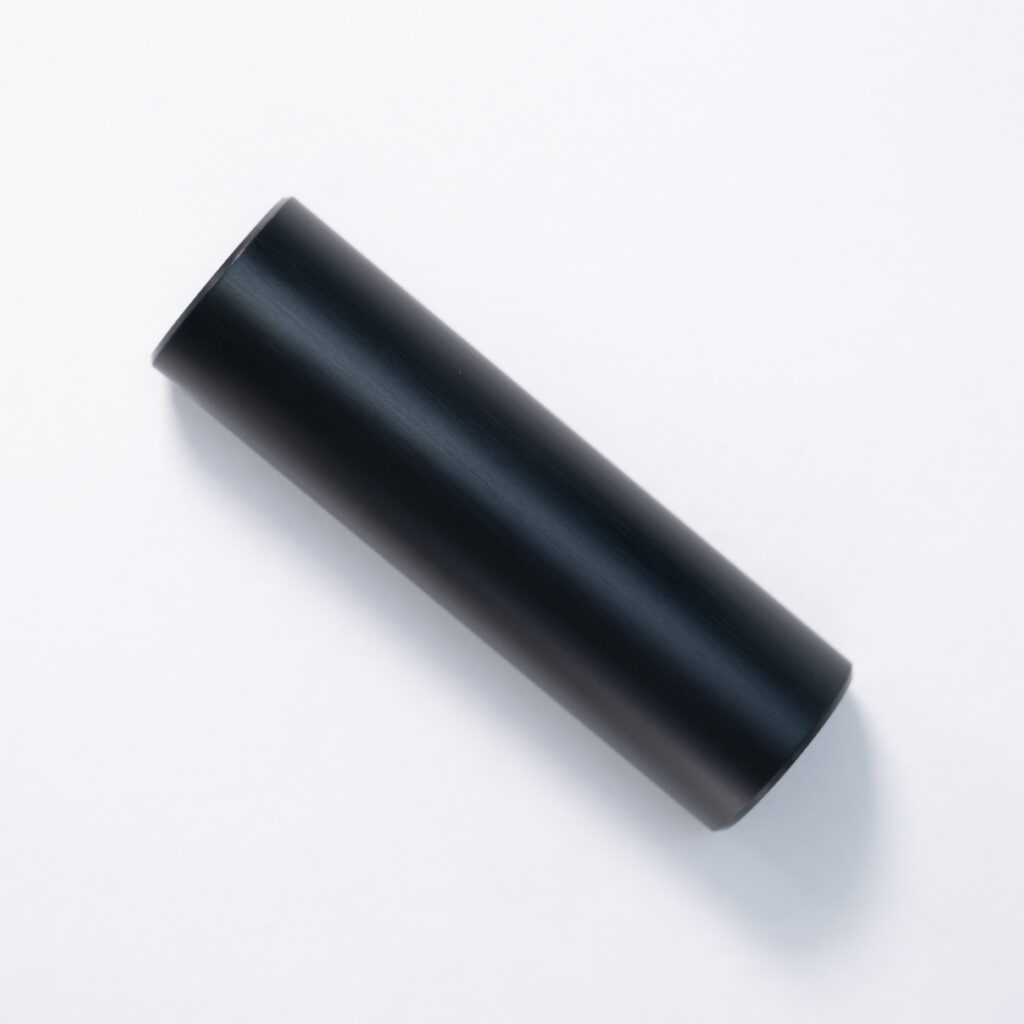 EF036 - Aluminum Hairline Black_ELMES FINISH