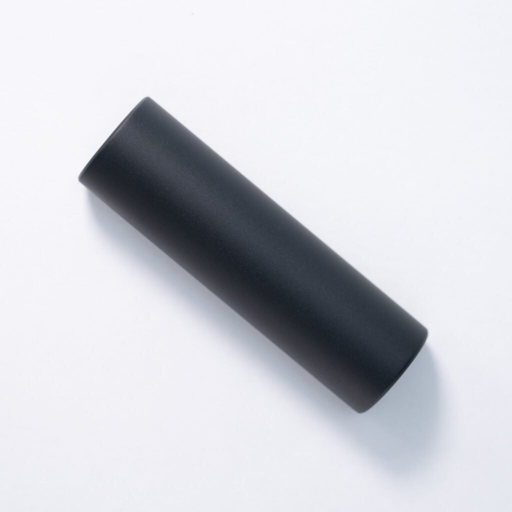 EF038 - Aluminum UNIFROST Black_ELMES FINISH