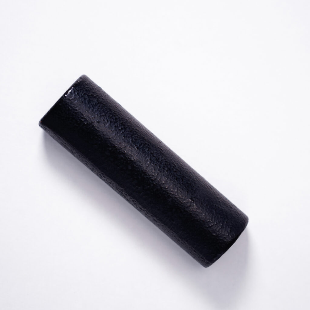 EF113 - NAMBU Iron Charcoal_ELMES FINISH