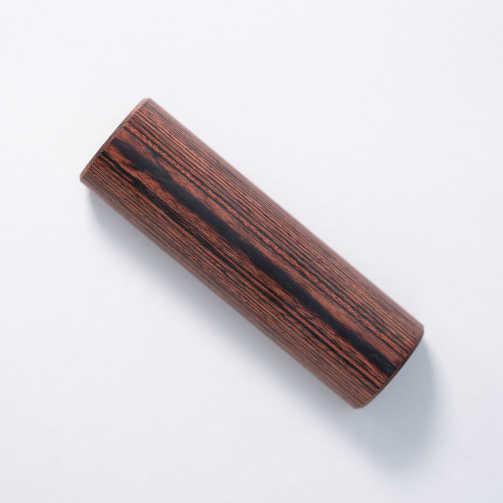 EF132 - Uniwood Matte Mahogany_ELMES FINISH