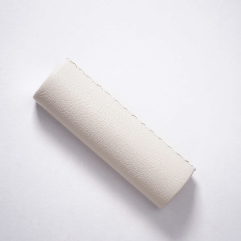 EF139 - Leather Off White (ULE-22)_ELMES FINISH