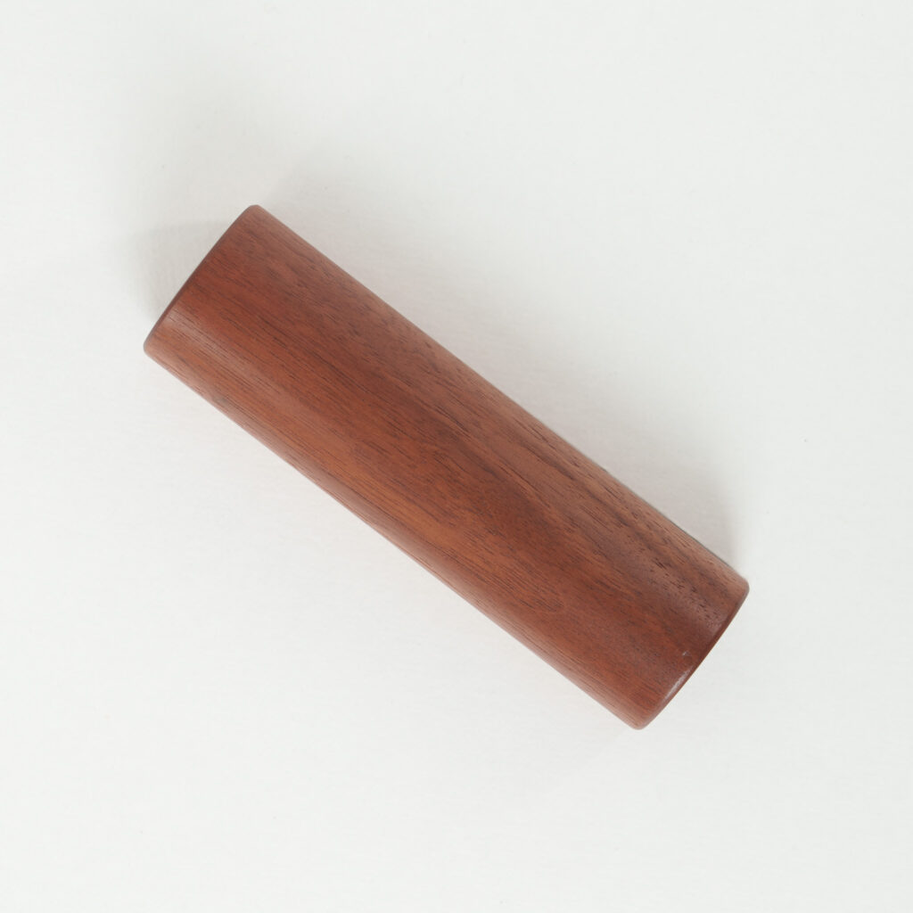 EF144 - Walnut_ELMES FINISH