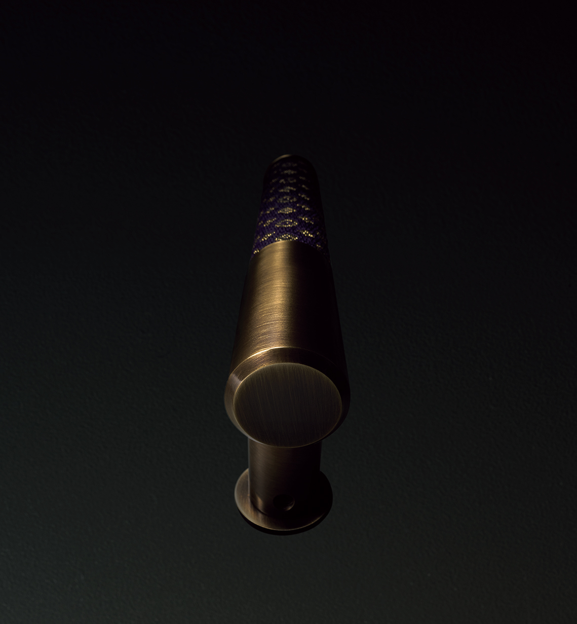UL1205-001 view 4